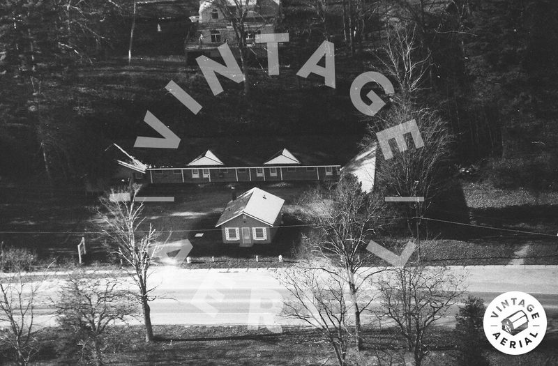 Topinabee Motel (Topinabee Apartments) - 1993 (newer photo)